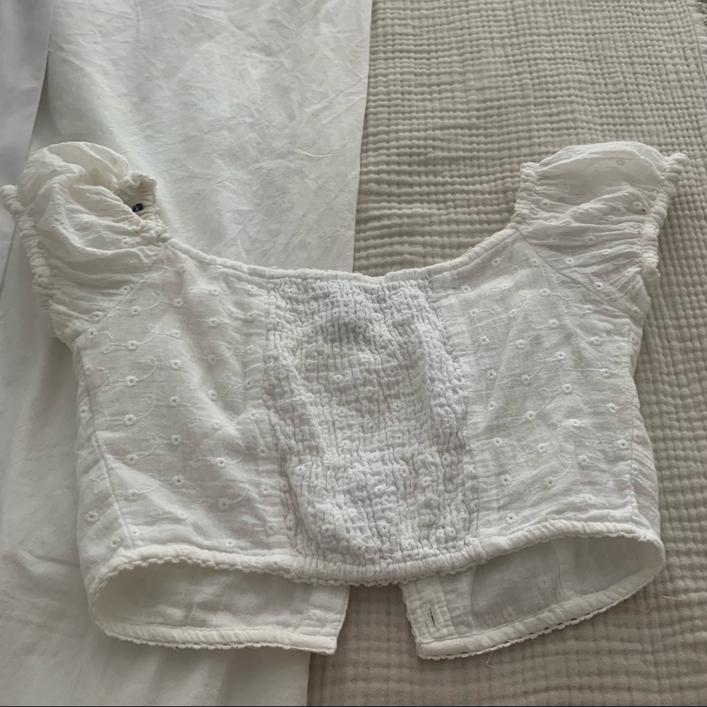 Romantic Eyelet Top - Picture 3 of 5